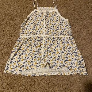 American Eagle floral top